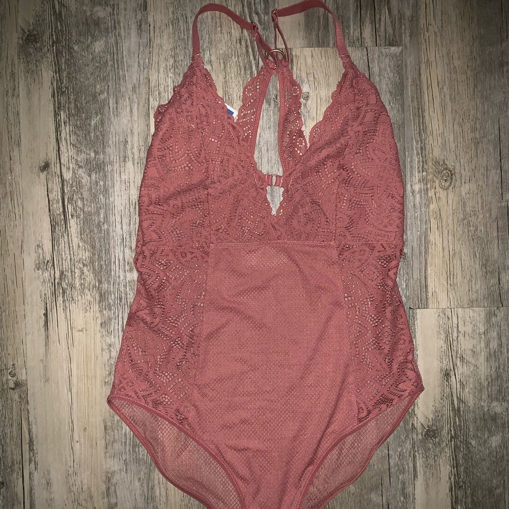 NWT/AERIE AE RUST/BROWN LACE BODYSUIT SIZE: MED - Picture 2 of 7